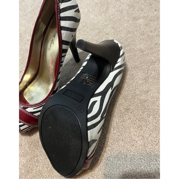 charlotte russe heels - Picture 4 of 5